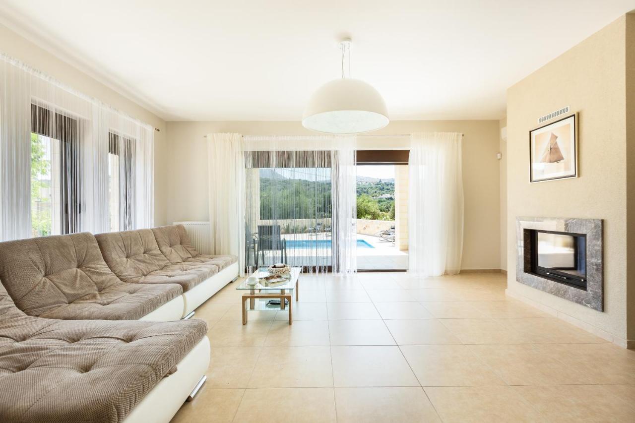 Eudora Luxury Stone Villa Almirida المظهر الخارجي الصورة